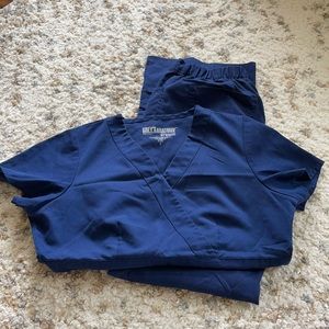 Scrub top and bottom